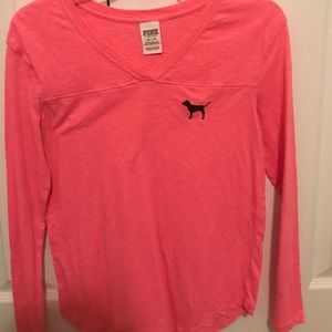 VS pink long sleeve top